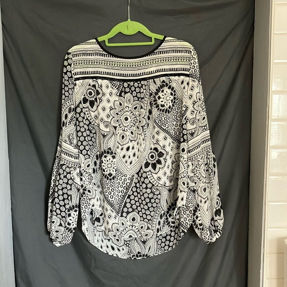 LOFT Tops - LOFT Black and White Floral Blouse